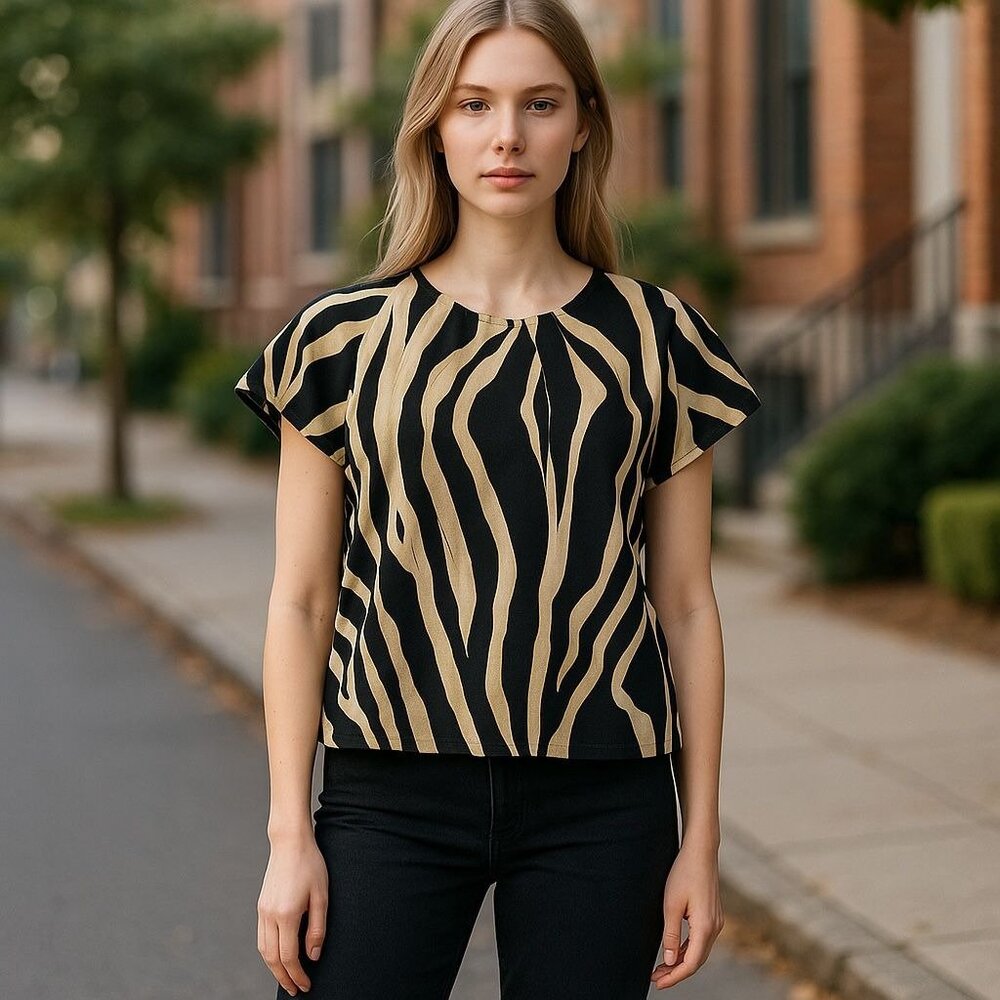 Express Zebra Print Short Sleeve top Jacket L Black Beige Lightweight Womens